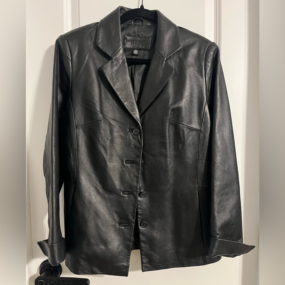 Jaclyn Smith Classic Black Leather Jacket